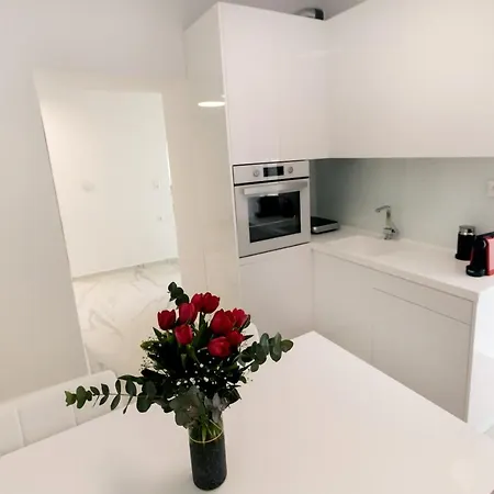 Aria Apts 100 M From The By Posarellivillas Semesterbostad Kolimvarion