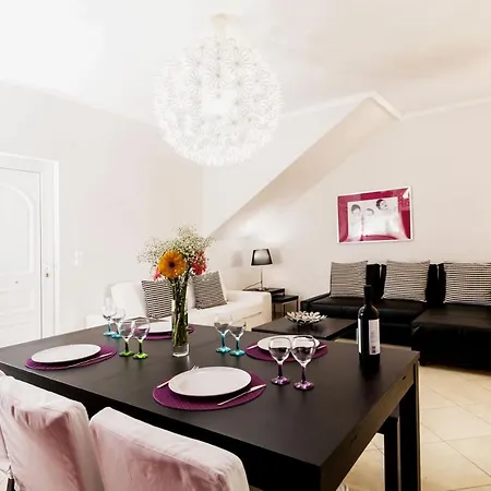 Aria Apts 100 M From The By Posarellivillas Nyaraló *
